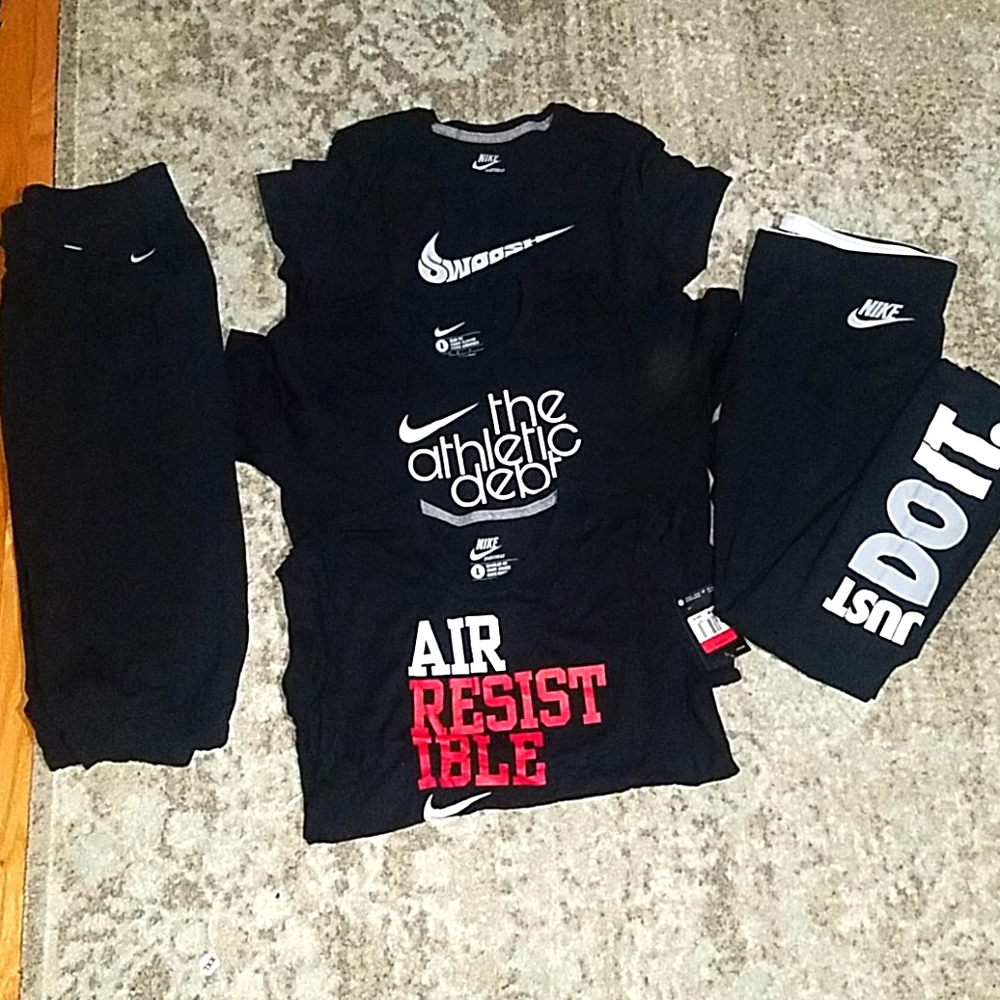 Nike Womens Bundle